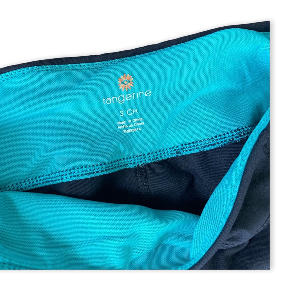 Tangerine | Dark Gray and Teal Workout Capri sz Small - Picture 6 of 6